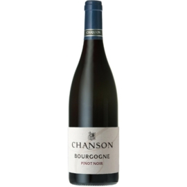 Domaine Chanson Pinot Noir az egyik legjobb ár érték arányú gyümölcsös Pinot Noir Burgundiából.