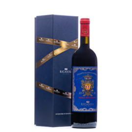 Rocca Guicciarda a múltban a Ricasoli család egyik legfontosabb feudális birtoka volt. Komplex és harmonikus, hagyományos stílusú bor, összetéveszthetetlen címkével.